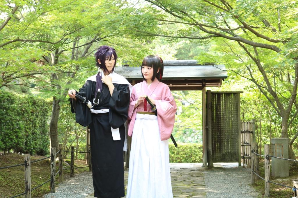 撮影協力：睦（左）、きょじめ（右）