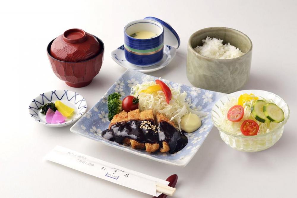 鰻と日本料理　おぎ乃