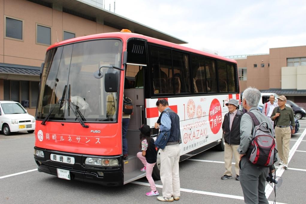 ホタル保護活動地へ視察ツアーを行います。