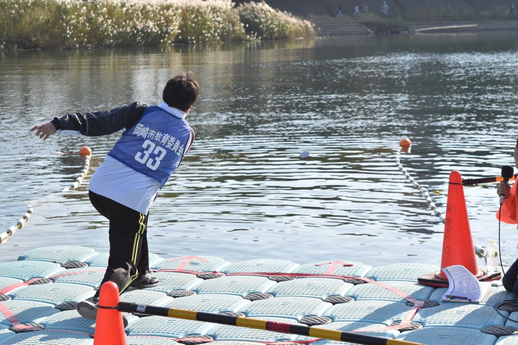 岡崎水切り石選手権大会 イベント 岡崎おでかけナビ 岡崎市観光協会公式サイト