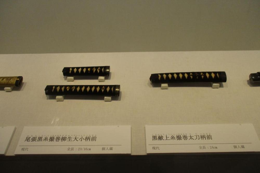 講師の作品も現在展示しています。