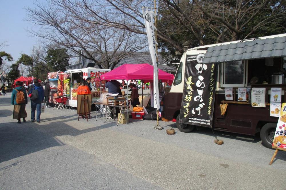 うまいもん屋の様子