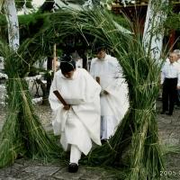 伊賀八幡宮「夏越の大祓い・輪くぐり神事」