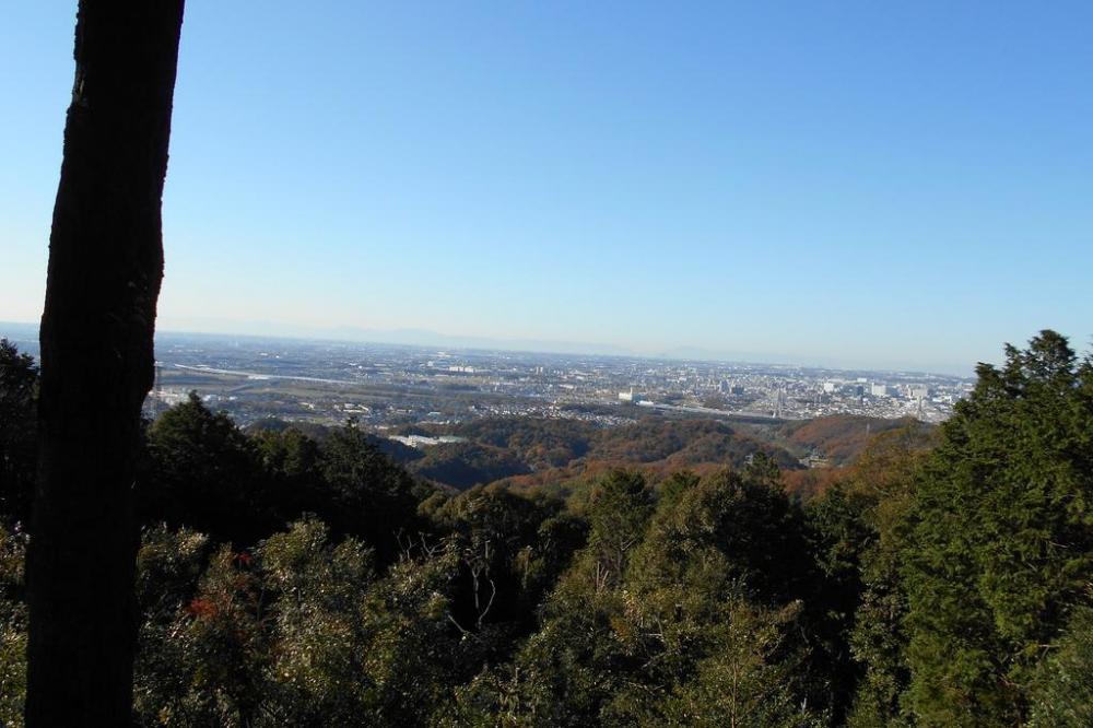 展望台から三河平野が見渡せます。