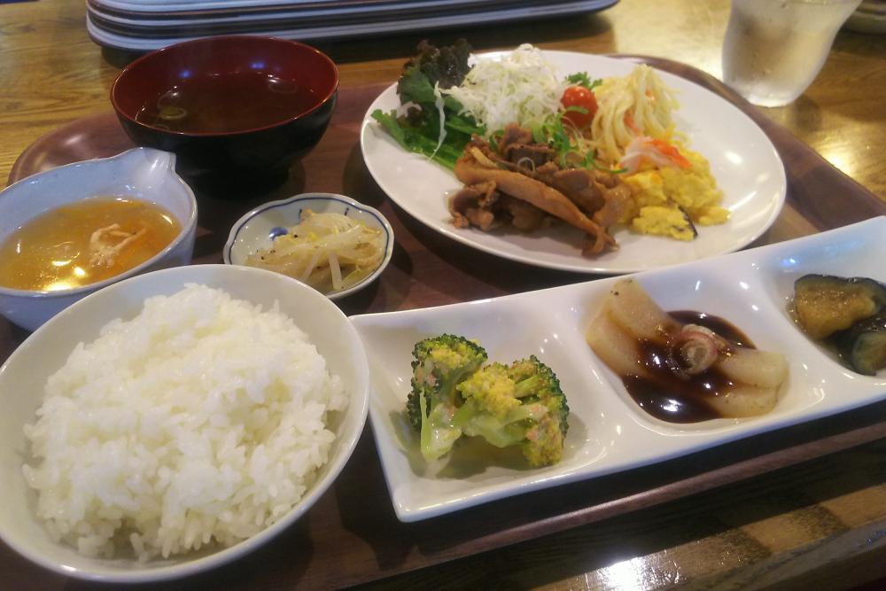 小料理「天毬」日替わりランチ