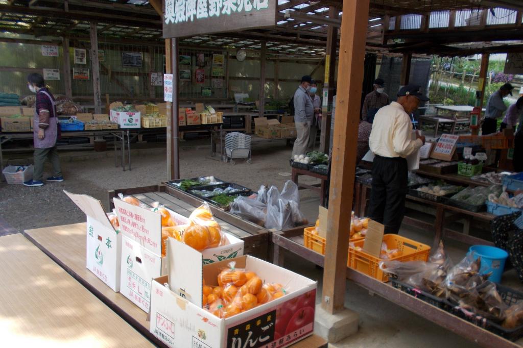 野菜の特別販売をします。