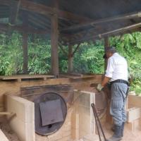 炭俵作り／森のこだま（炭焼きの会）　