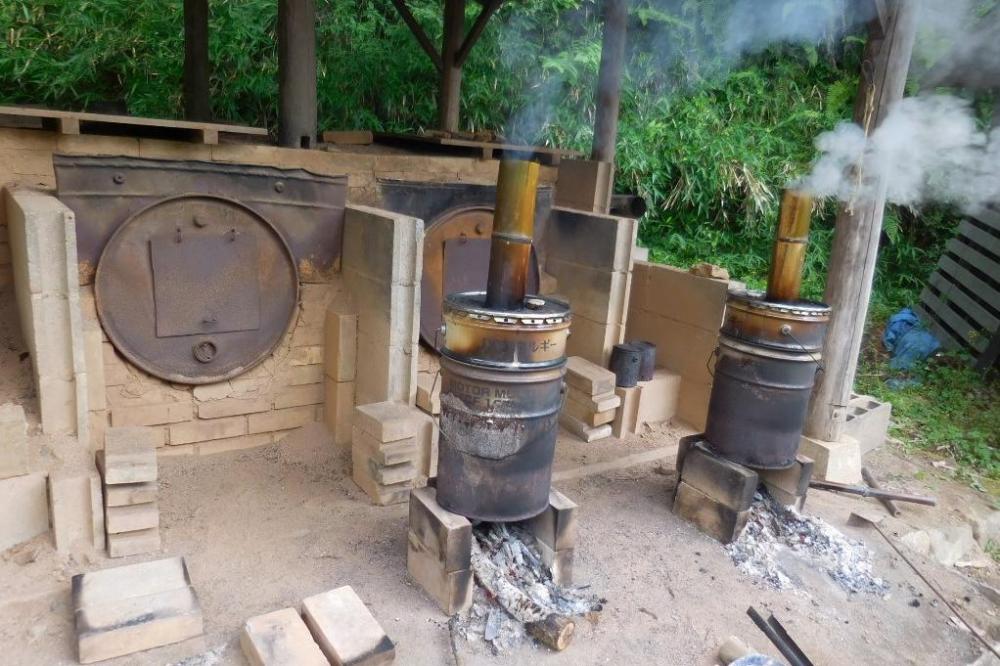 ペール缶窯　※現在炭焼きは休止中