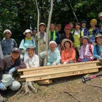 鳥川ホタルの里登山道ベンチ設置