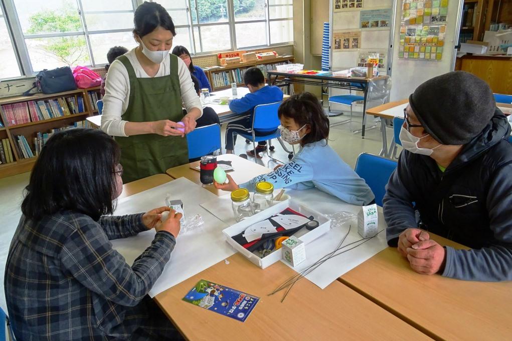 自然素材を使ってオリジナルアートをつくろう！