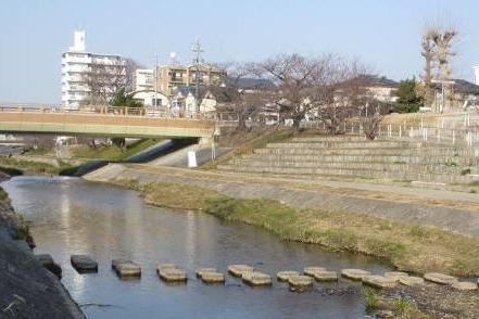 図書館交流プラザLibra