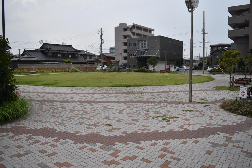 JR岡崎駅