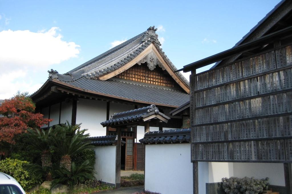 松明院