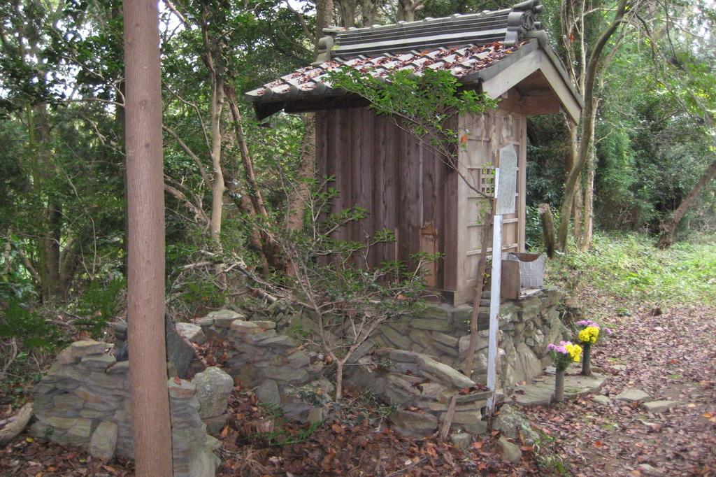 山中城址