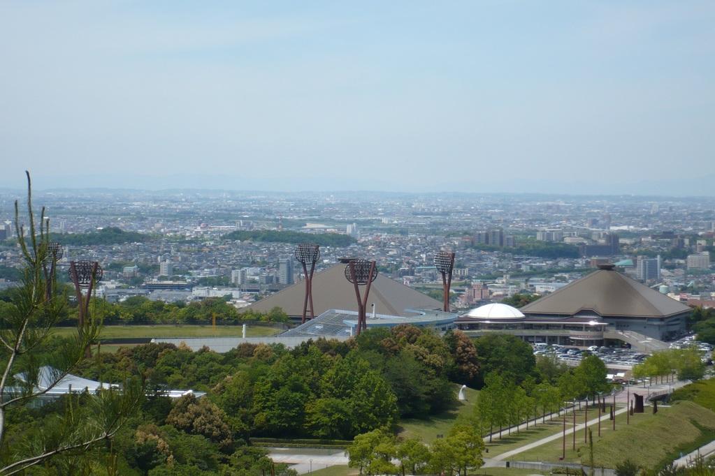 としみつマンホール（中央総合公園）