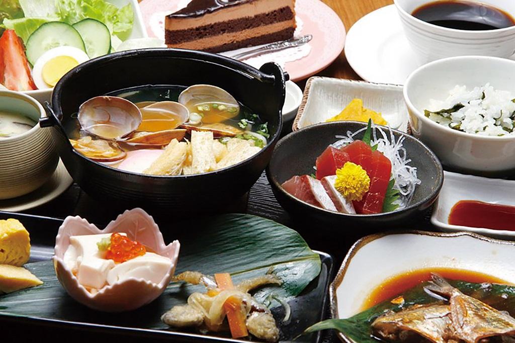 酒味浪漫 笹や／ガマゴリうどん膳（イメージ）