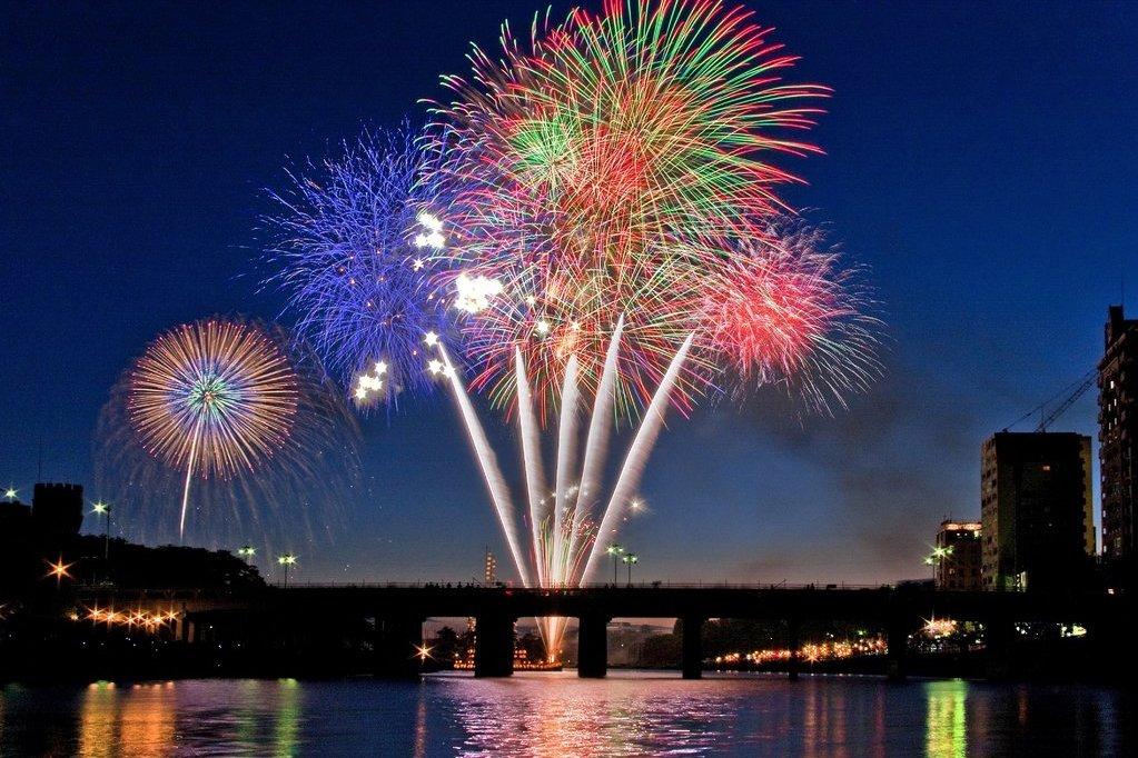 岡崎の夏の花火大会 花火大会 特集 岡崎おでかけナビ 岡崎市観光協会公式サイト
