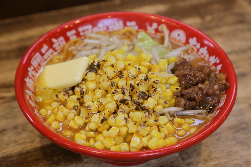 炙りバターコーン味噌ラーメン・アップ