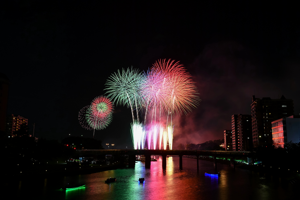 岡崎の夏の花火大会｜花火大会｜特集｜岡崎おでかけナビ - 岡崎市観光