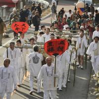 瀧山寺鬼祭り（行列）